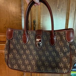 Beautiful Dooney and Bourke bag